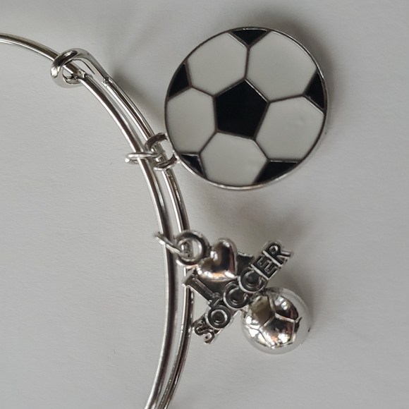 Touch & Co Silver Tone Bangle Bracelet w Soccer Ball I Love Soccer Charm NWT - Picture 2 of 4